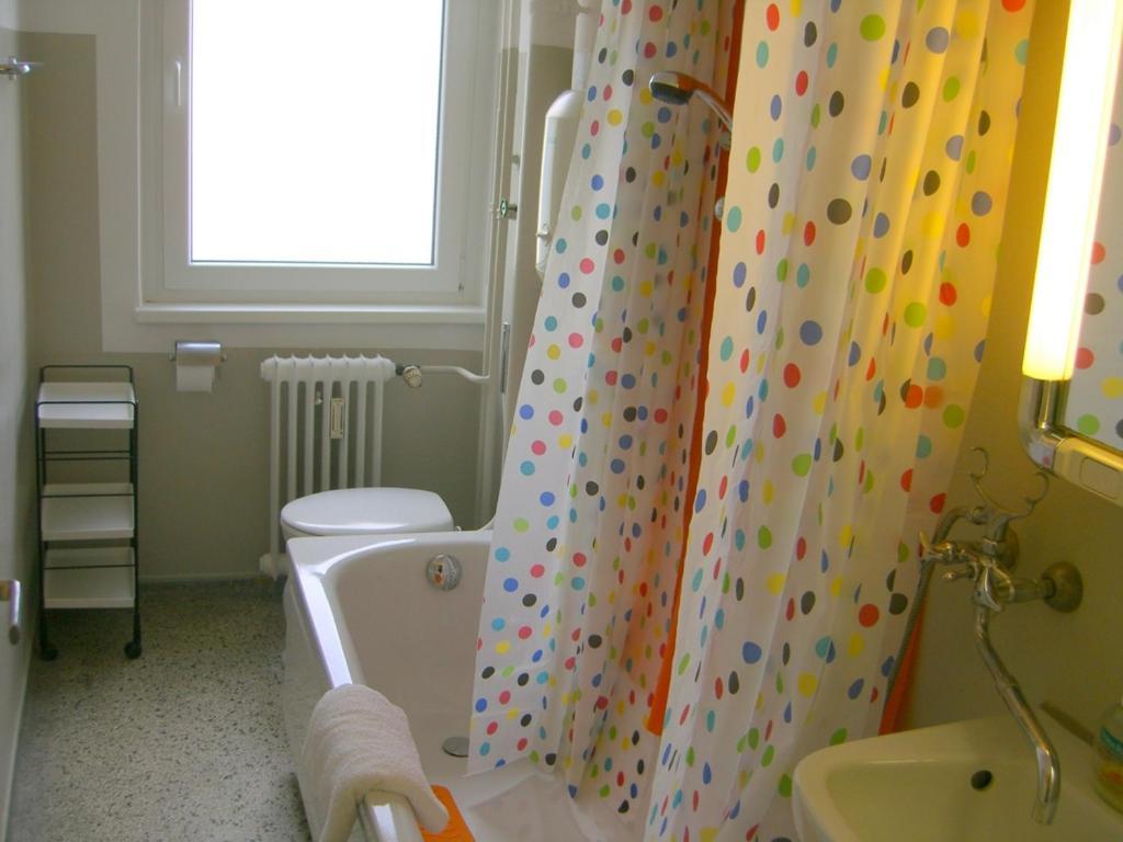 M M Central Vintage Family, Handwerker Und Monteure Apartments Berlin Room photo